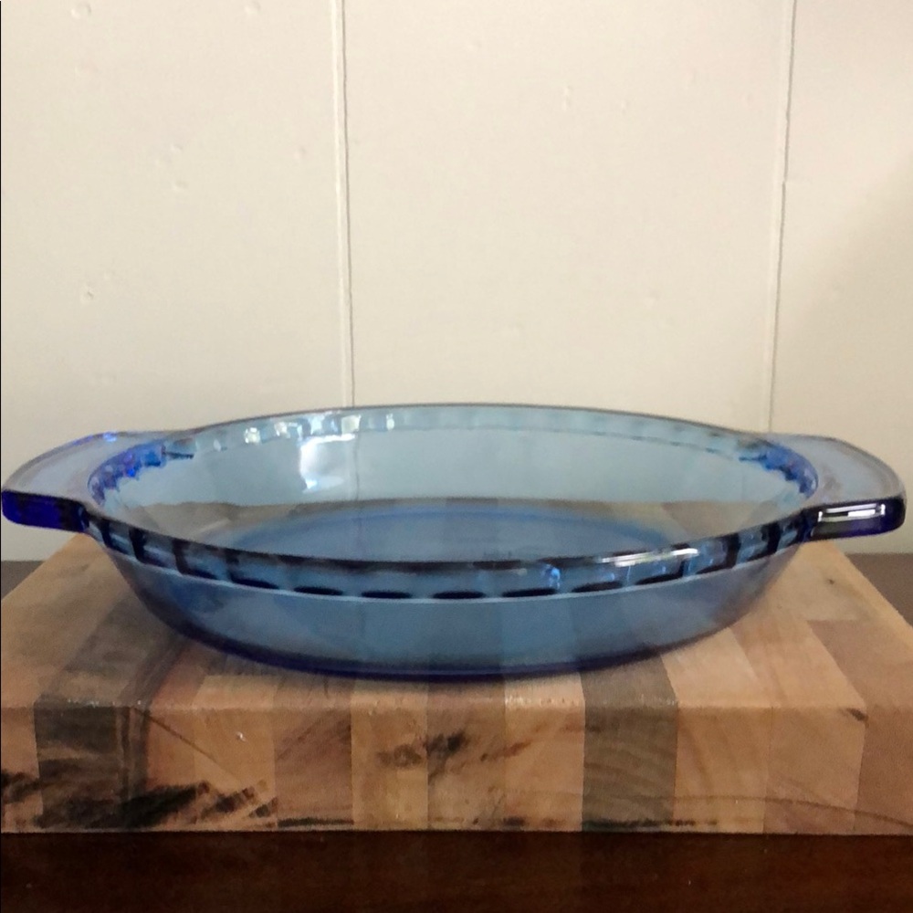 Vintage Anchor Hocking Cobalt Blue 9” Deep Pie Plate
Excellent Condition